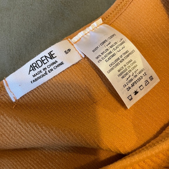 Ardene Ribbed Tank Top Womens Small - Picture 3 of 3